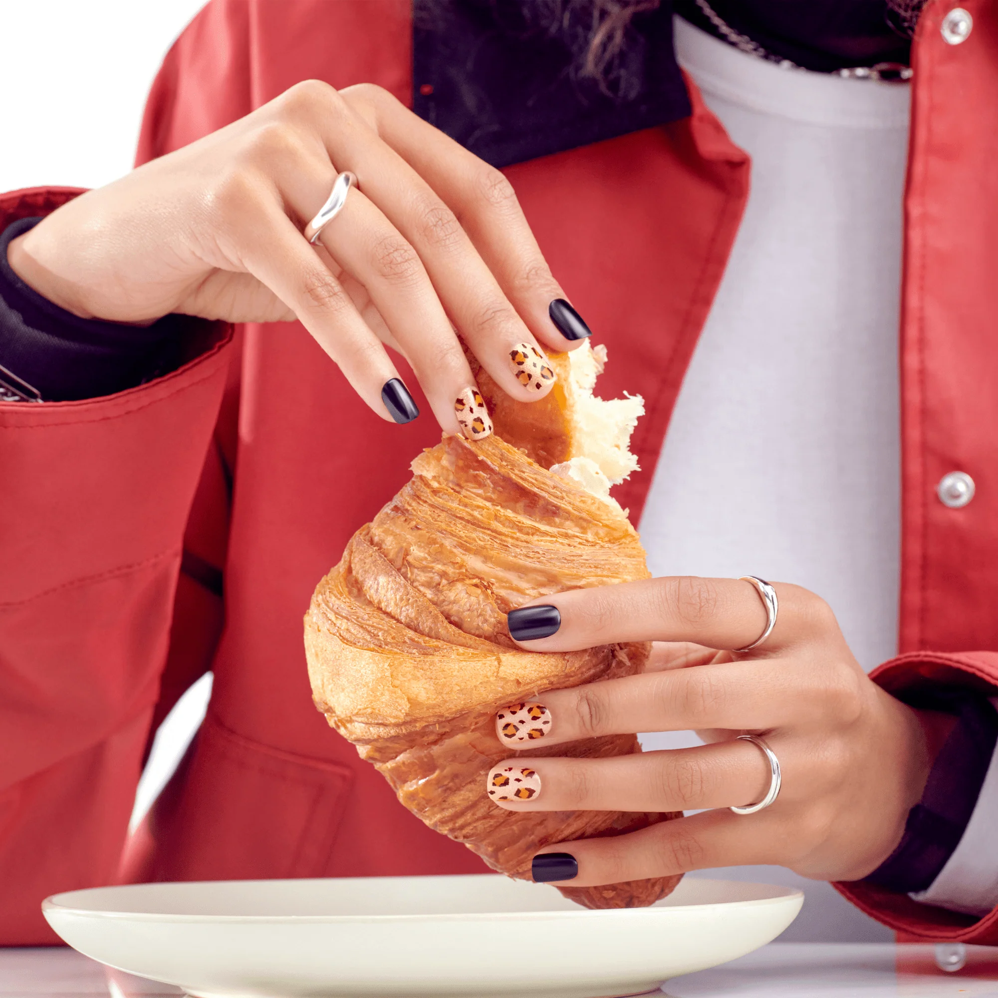 imPRESS Design Press On Nails - Romantique - Image 3