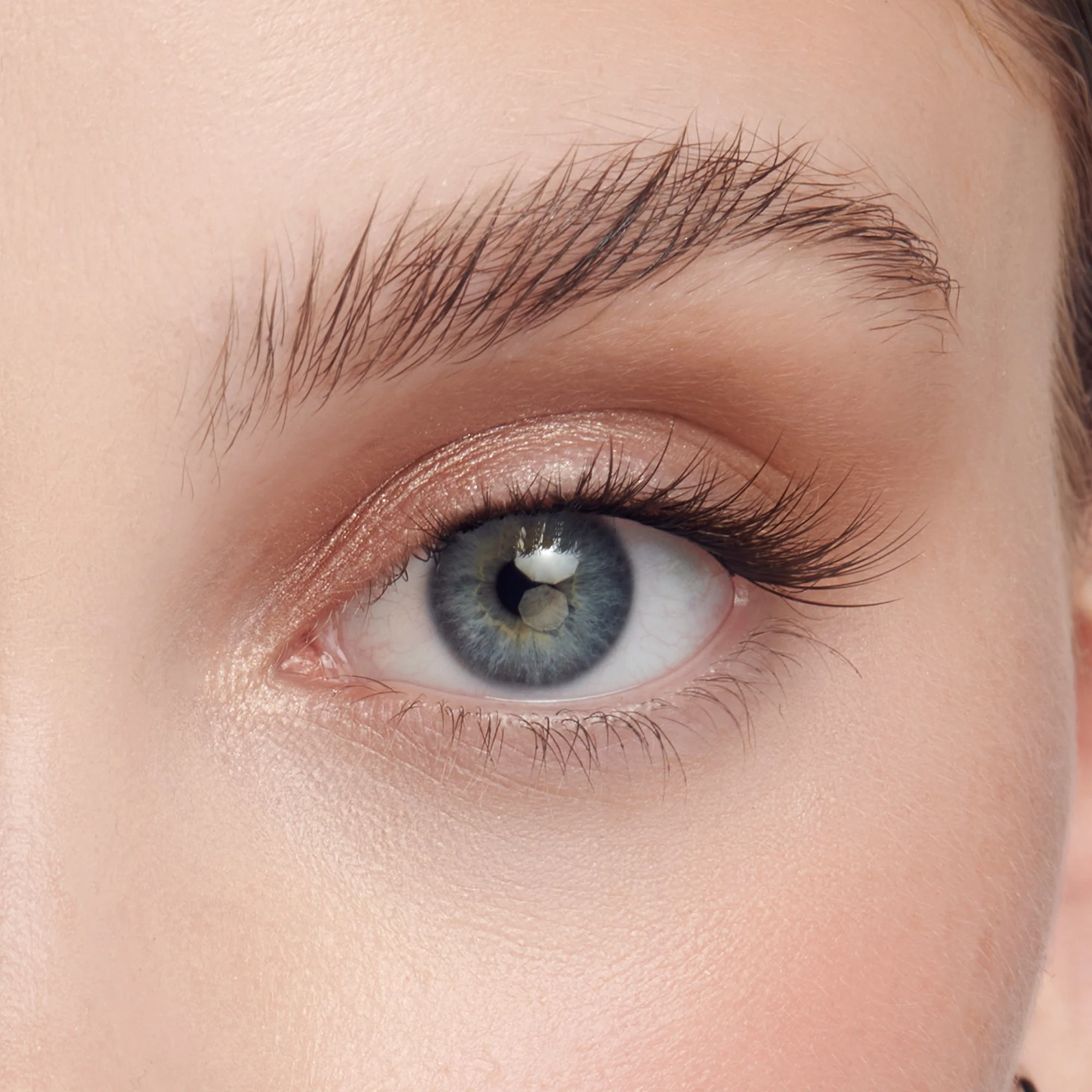 imPRESS Falsies easy tab Self Adhesive Eyelashes– Black Wispy - Image 4