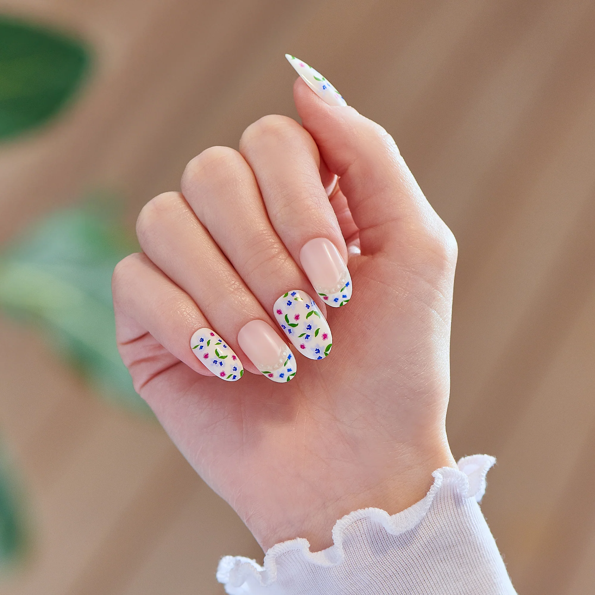 imPRESS Design Press On Nails - Hoppy Mood - Image 2