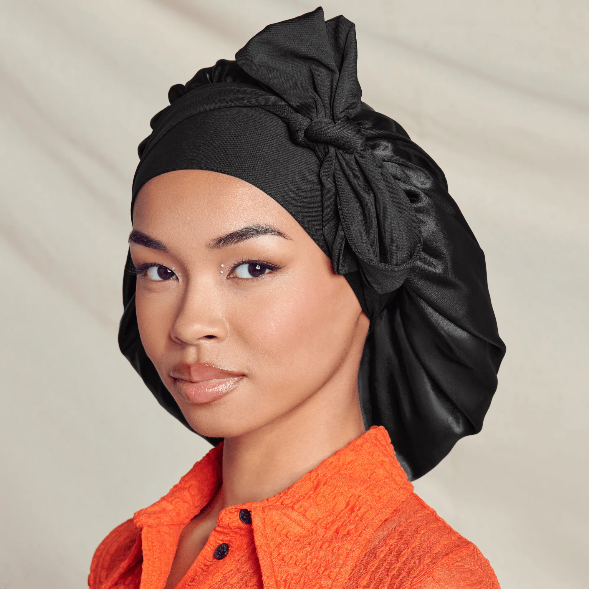 KISS Colors & Care Silky Satin Tie Band Edge Bonnet - Black - Image 2