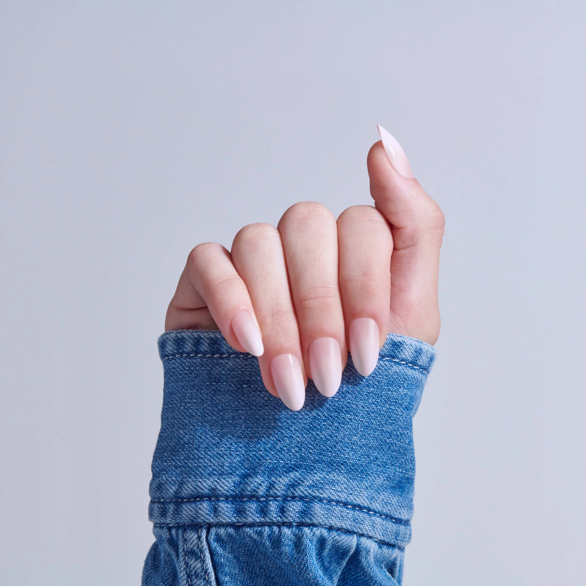 KISS CORE Color Press On Glue Nails - Dulcet