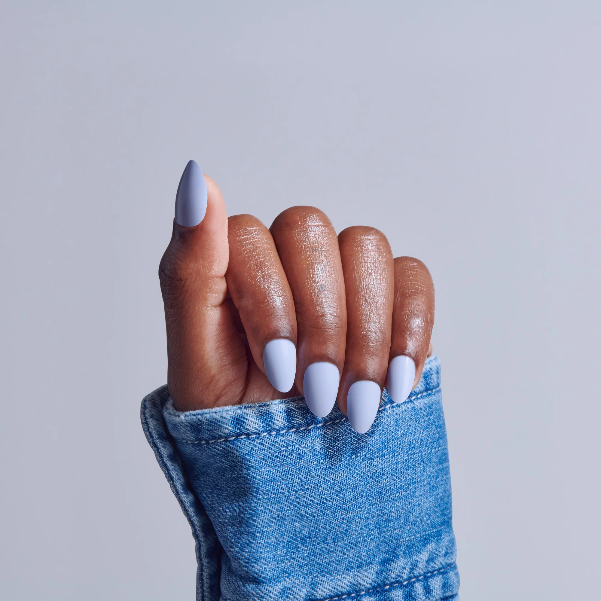 KISS CORE Color Press On Glue Nails - Flee