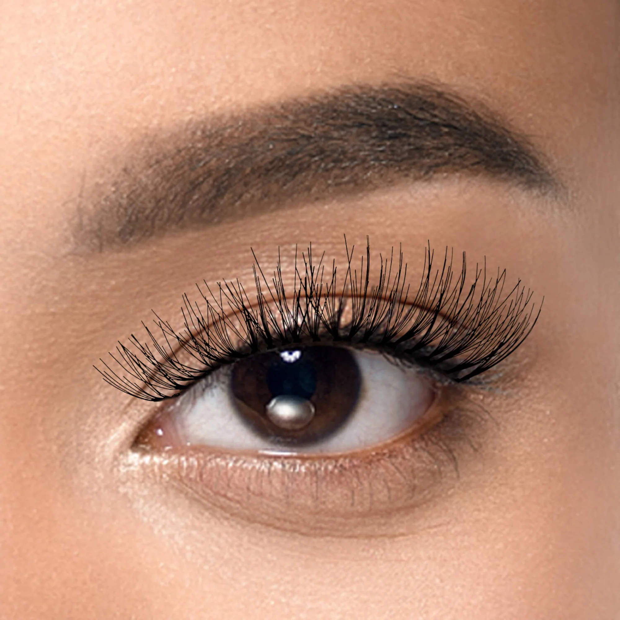 KISS Looks So Natural Trio Lashes - Medium - Image 3