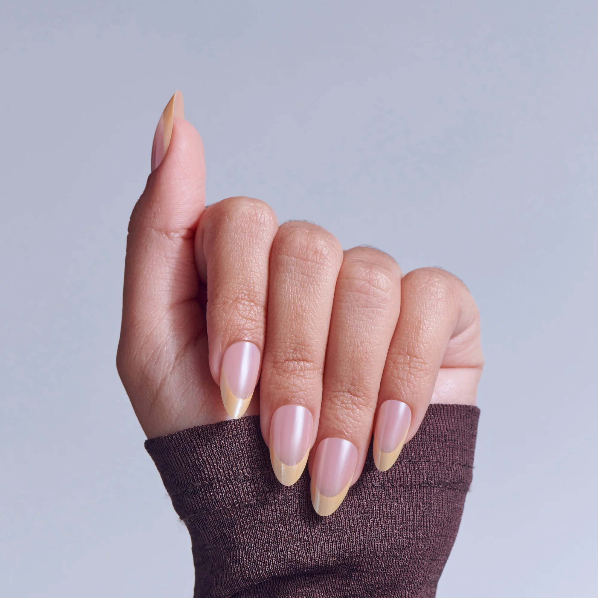 KISS GLAM Embellished Press On Glue Nails - Always Glowing - Image 3