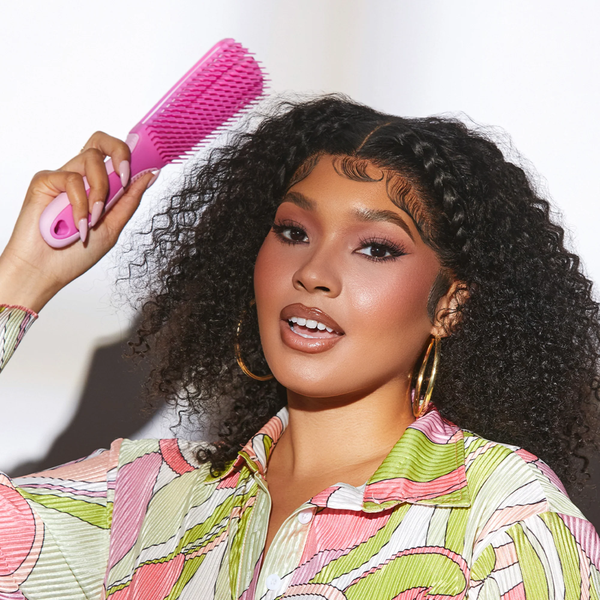 KISS Colors & Care Glide & Define Non-Slip Detangling Brush - Image 2