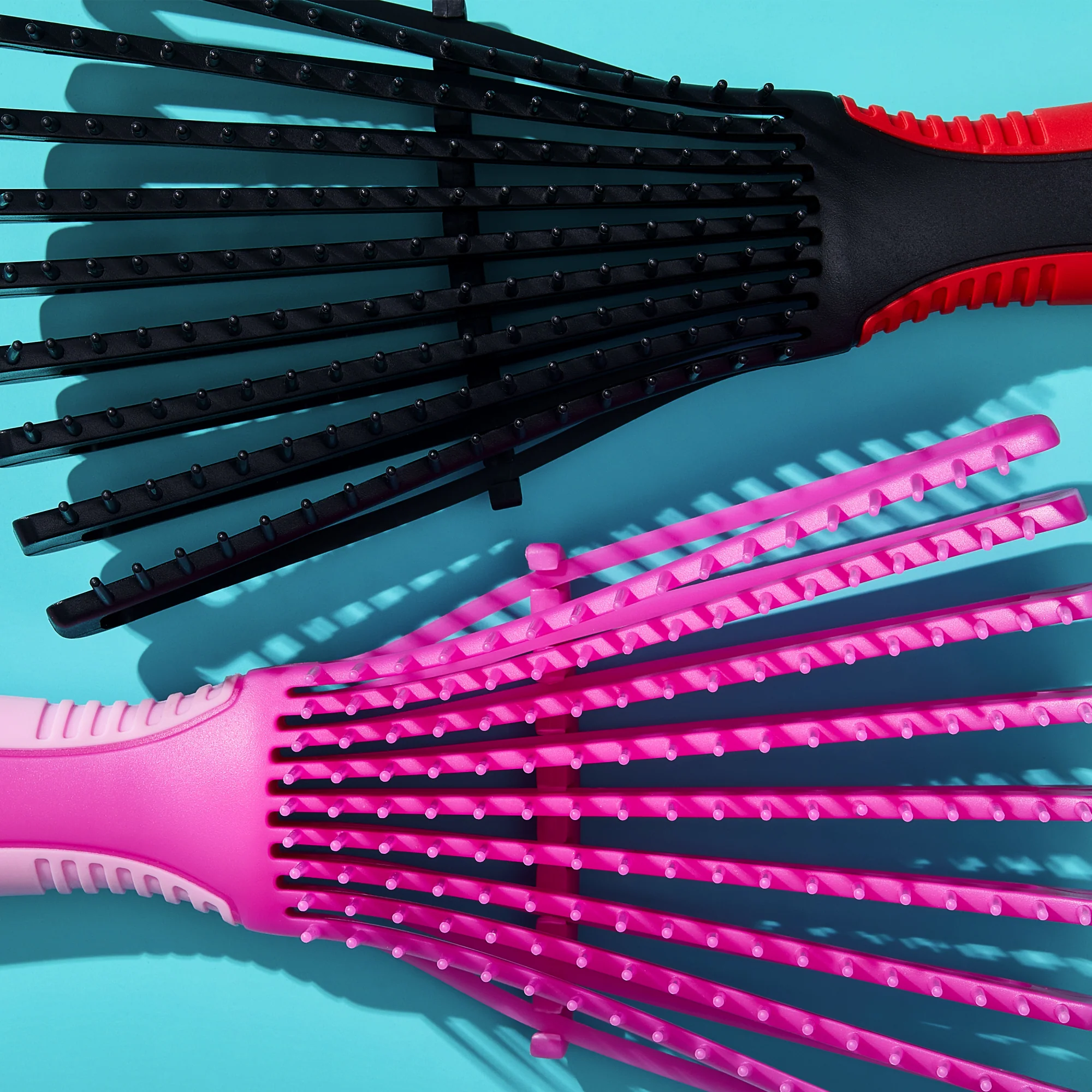 KISS Colors & Care Glide & Define Non-Slip Detangling Brush - Image 8