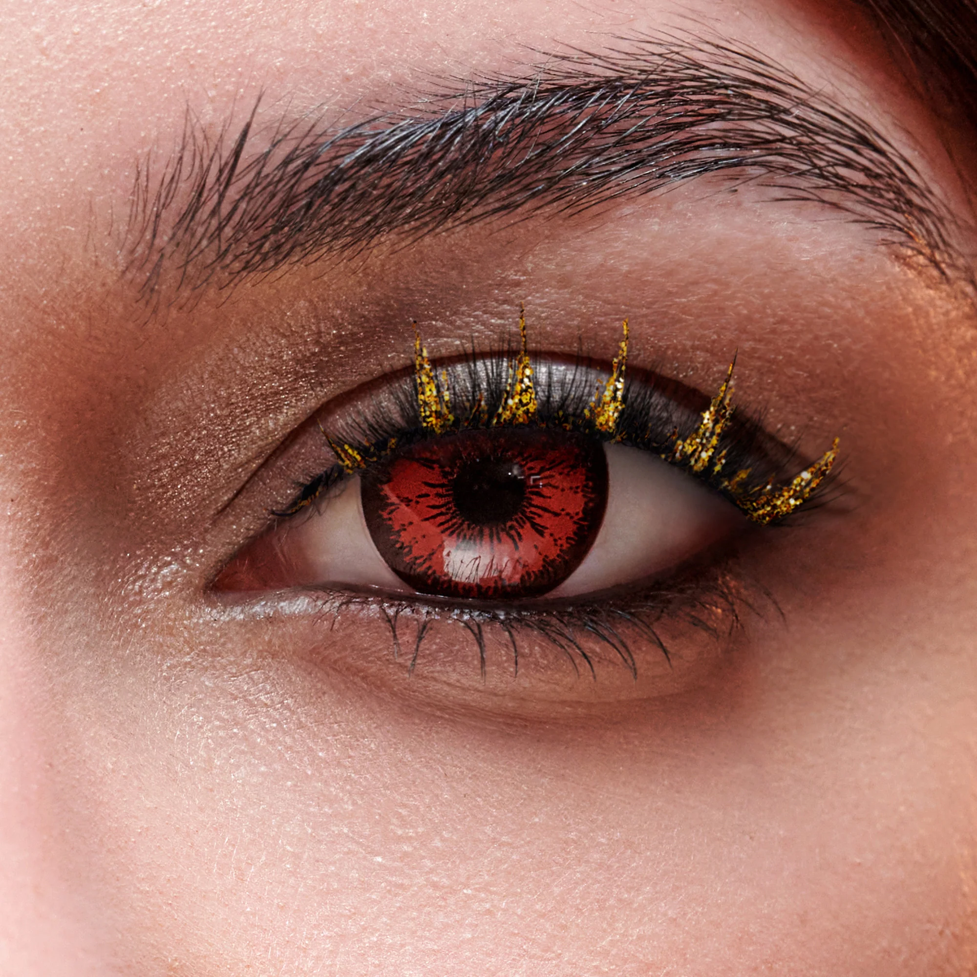 KISS Halloween Decorated Lashes & Gem Sticker - Golden Myth - Image 3