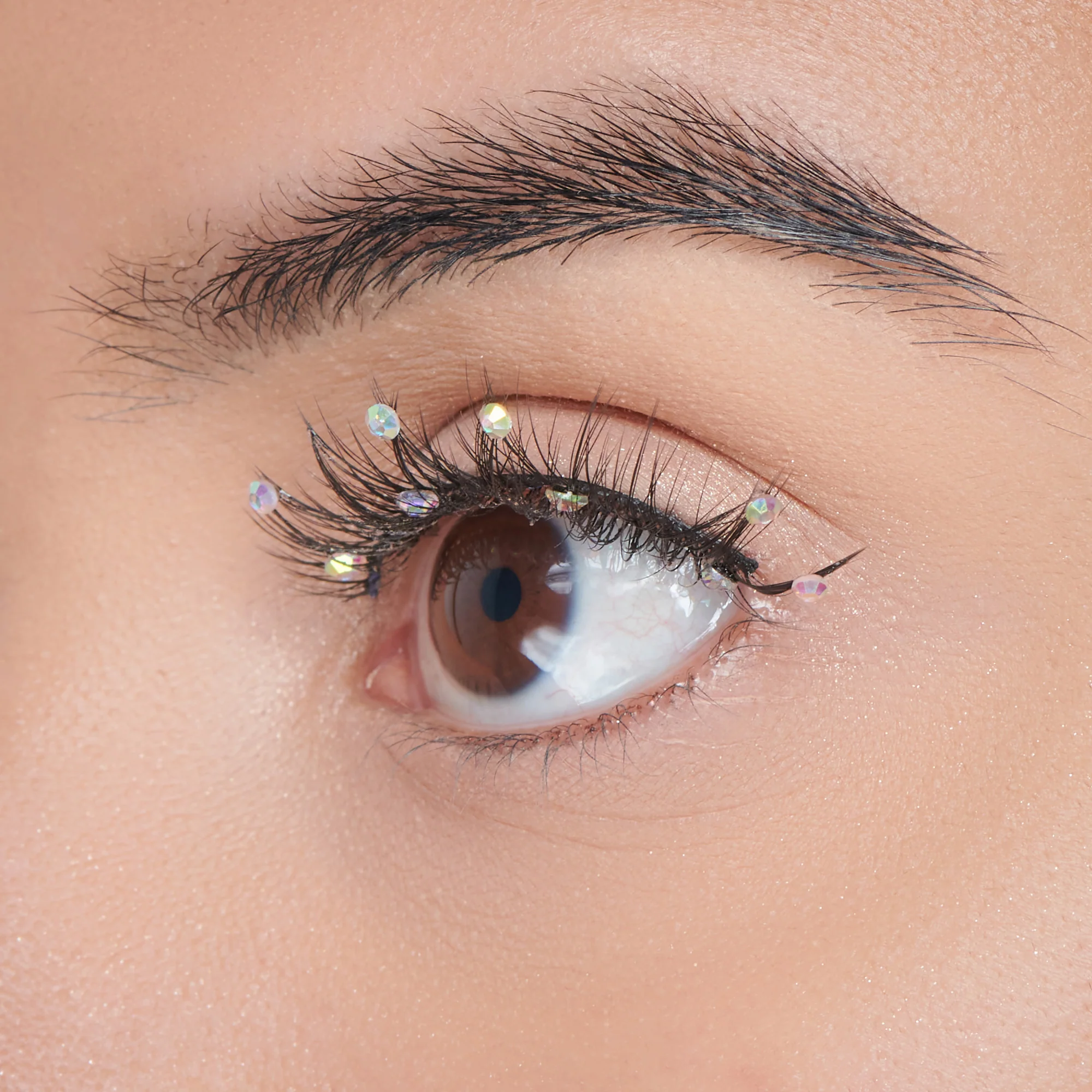 KISS Halloween Decorated Lashes & Gem Sticker - Hallow Prism - Image 2