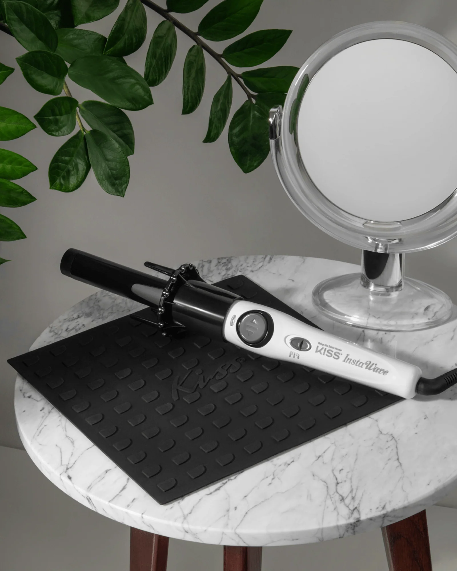 Instawave Automatic Hair Curler 1" - Image 8