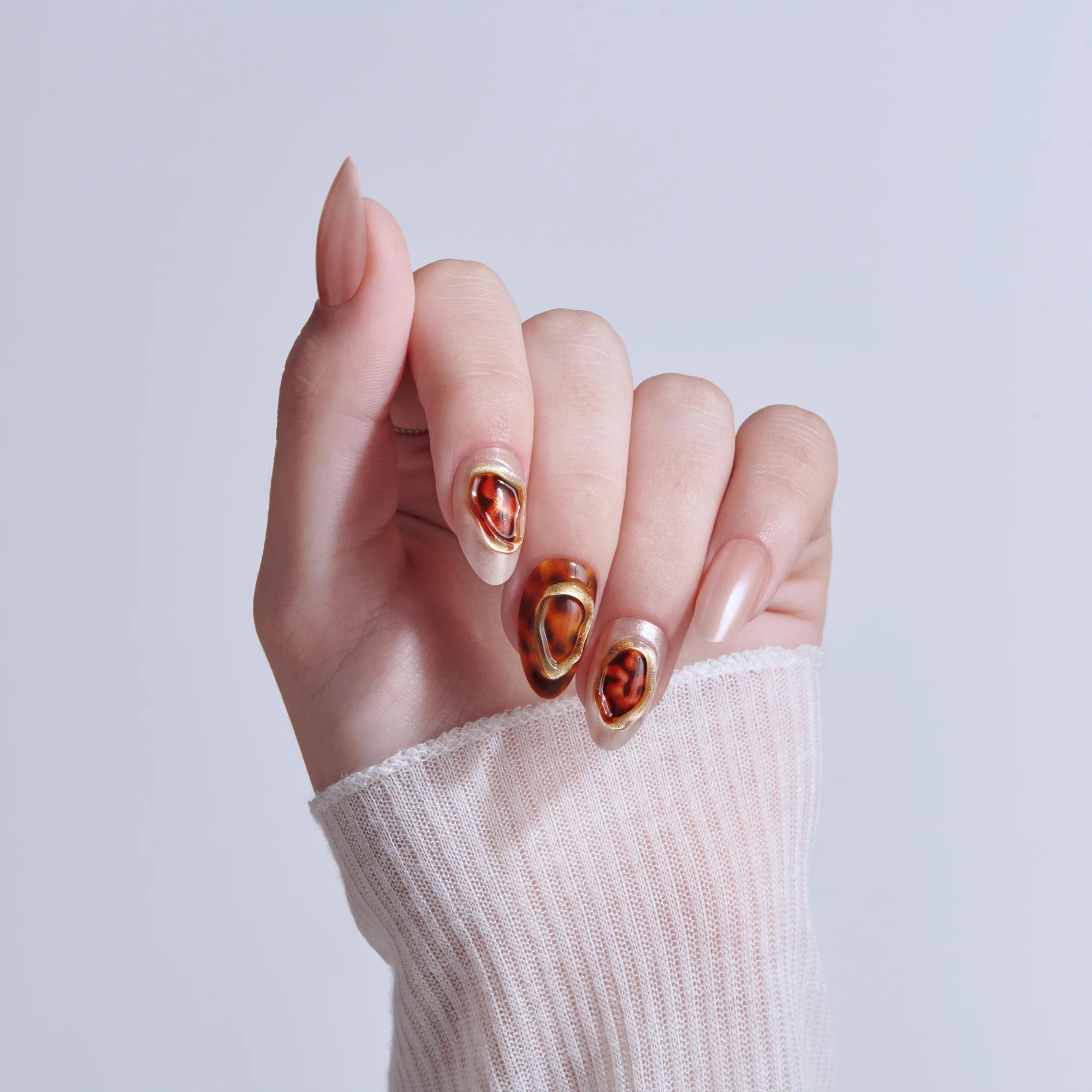 KISS NAIL DRIP Press On Glue Nails - Lively Whisper
