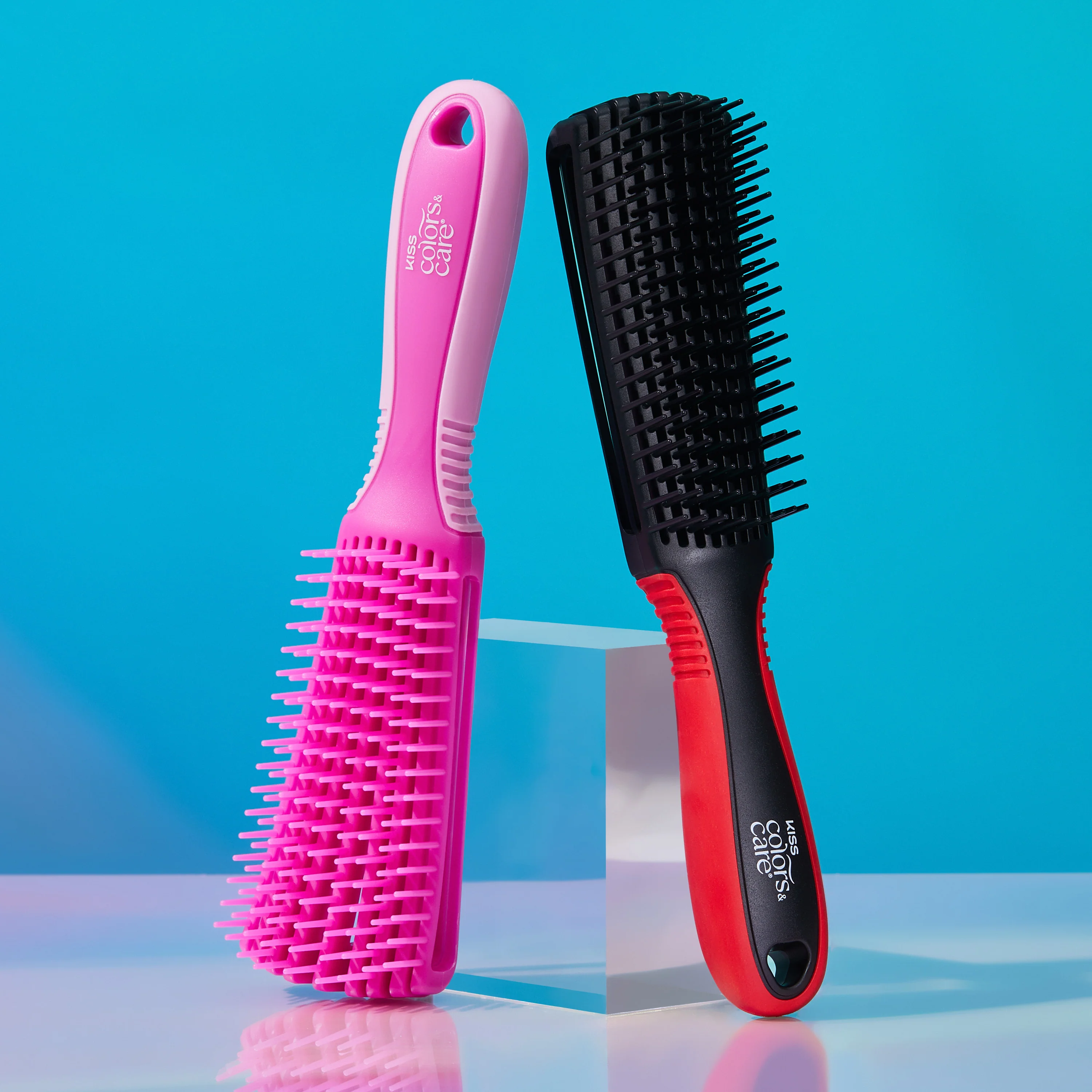 KISS Colors & Care Glide Detangling Brush - Large Black - Image 5