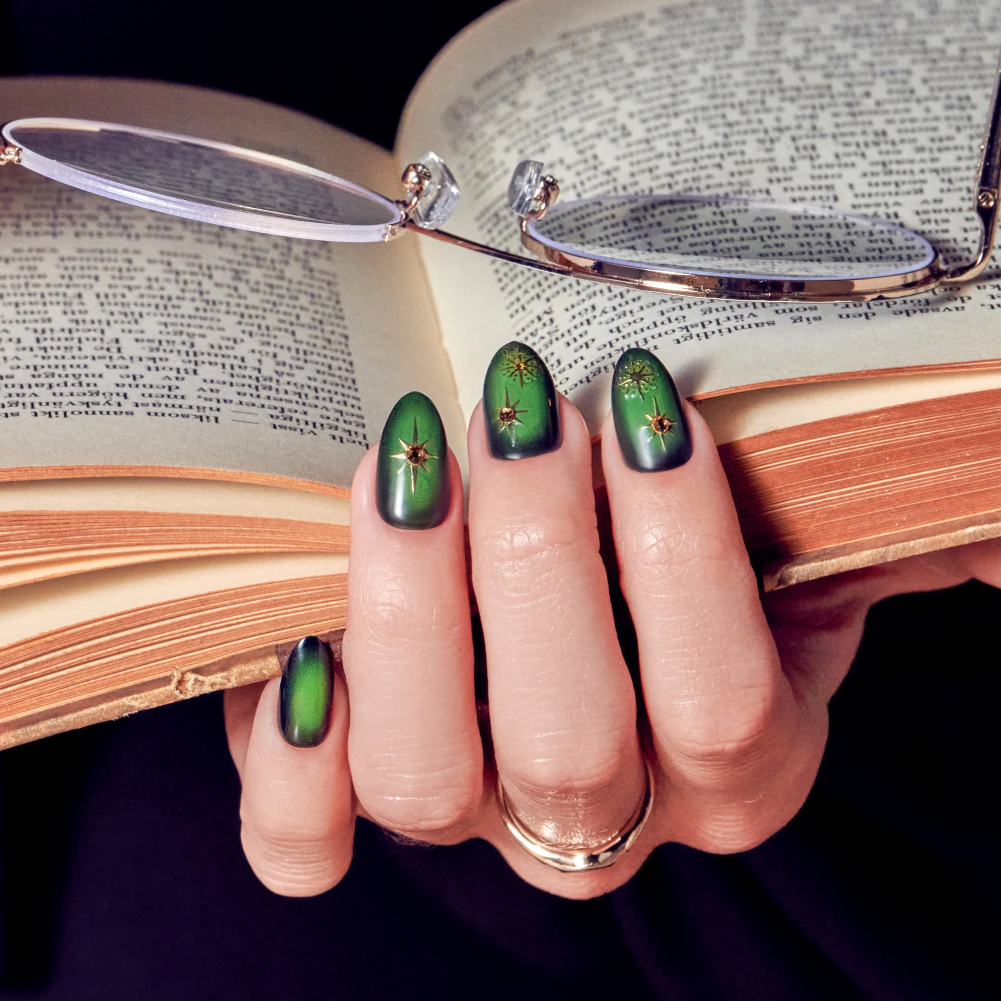 WICKED X imPRESS | Elphaba Thropp - Image 2